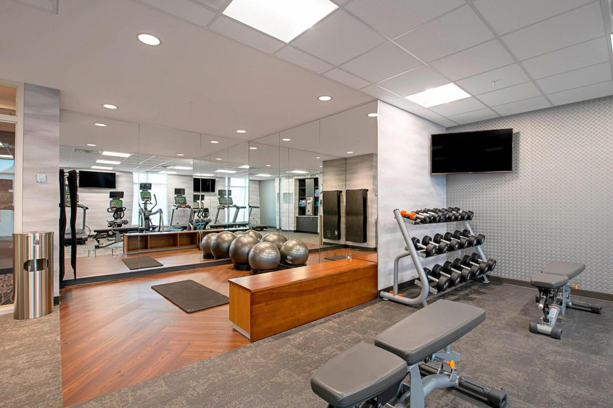 Fairfield Inn & Suites By Marriott Duluth Waterfront מראה חיצוני תמונה